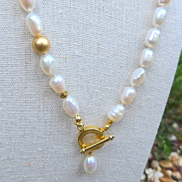 Genuine Baroque Freshwater Pearl Gold Waterproof Toggle Necklace NEW - Picture 5 of 9